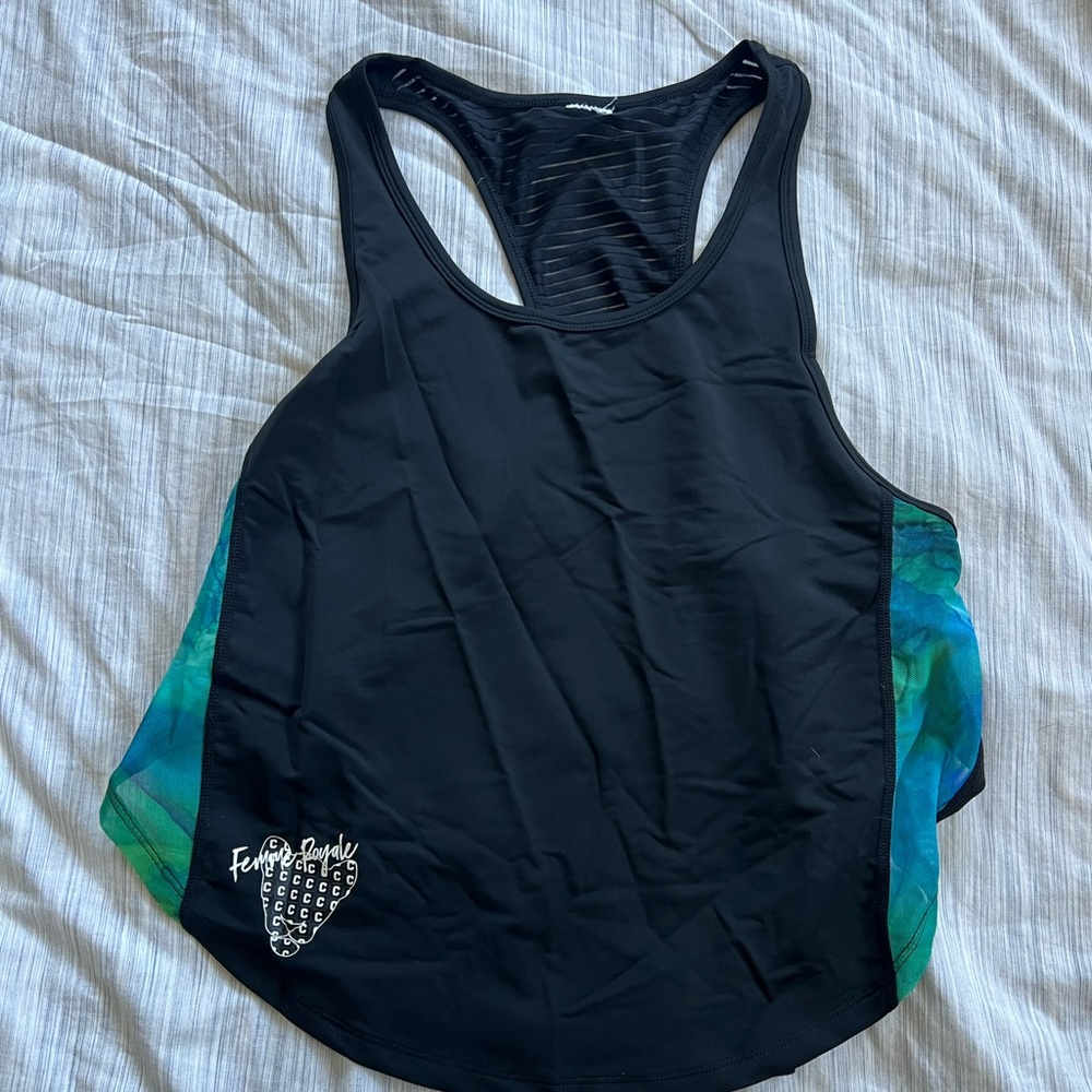 Flowy athletic top